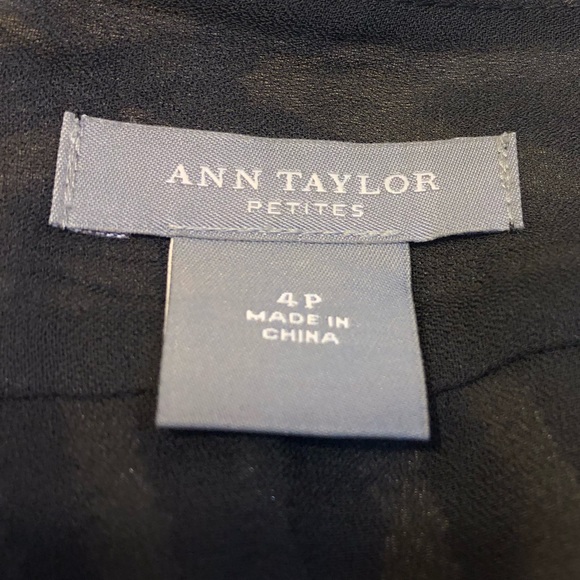 Ann Taylor Petites | Print A-Line Work Skirt | Size 4 - Picture 4 of 4